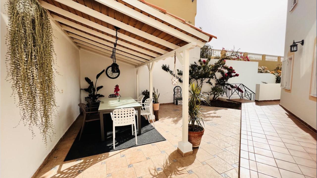Enchanting House South Tenerife, Sea View Адехе Экстерьер фото